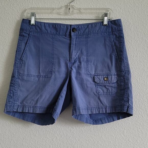 DOCKERS Shorts Mid Rise Curvy Cargo Khaki Style Front Pockets Size 6 Faded Blue - Picture 1 of 9